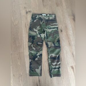 Re/Done Camo cargo Pants